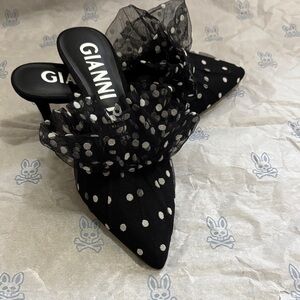 Gianni Bini Black and White Polka Dot kitten heels